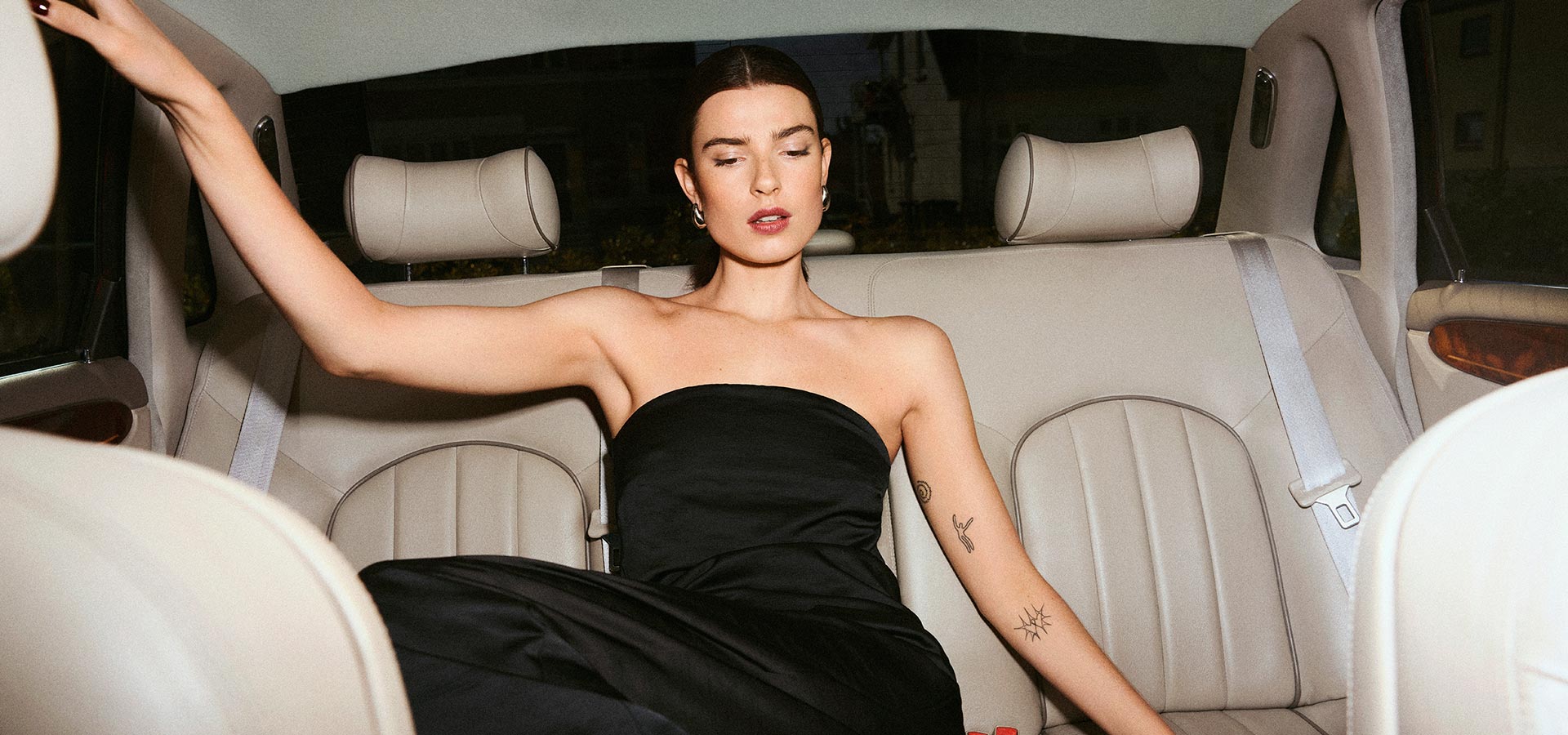 <h1 style="font-family: Times, Times New Roman; text-align: center; text-transform: none; font-size:300%; color:#ffffff;"><strong>The Festive Collection</strong></h1>